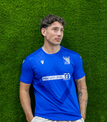 CAMISETA AZUL CUERPO TÉCNICO